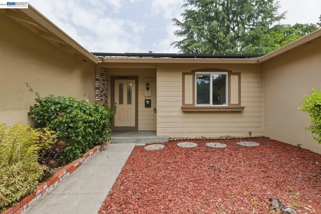 1621 Harvest Road Pleasanton CA 94566