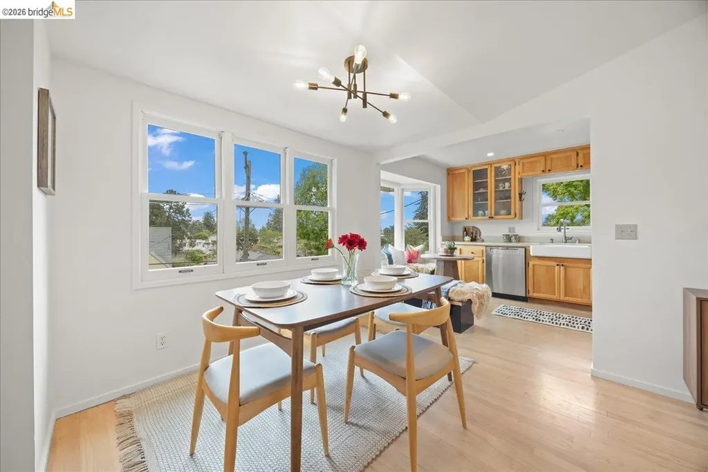 4425 Norton Avenue Oakland CA 94602