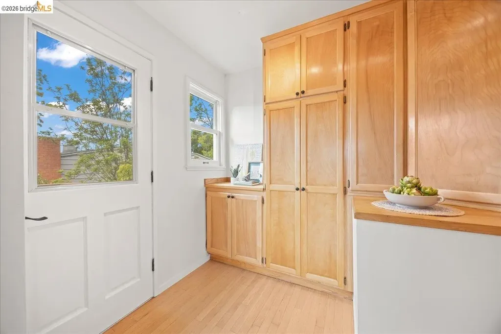 4425 Norton Avenue Oakland CA 94602