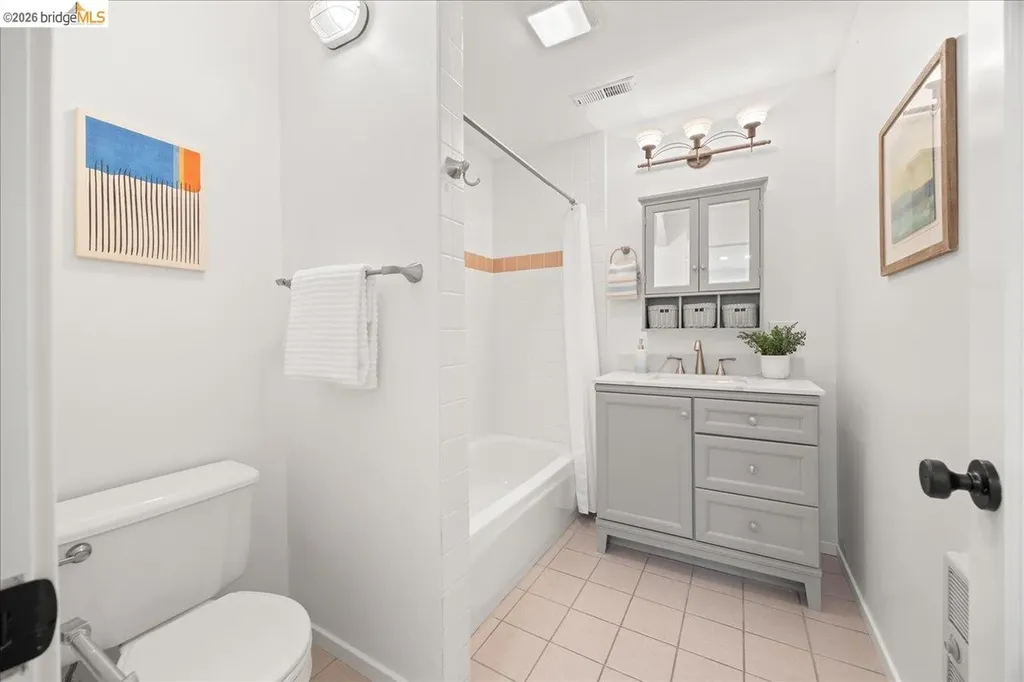4425 Norton Avenue Oakland CA 94602