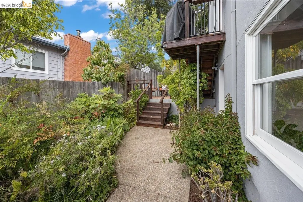 4425 Norton Avenue Oakland CA 94602