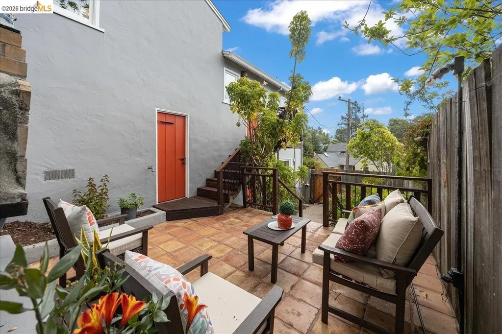 4425 Norton Avenue Oakland CA 94602