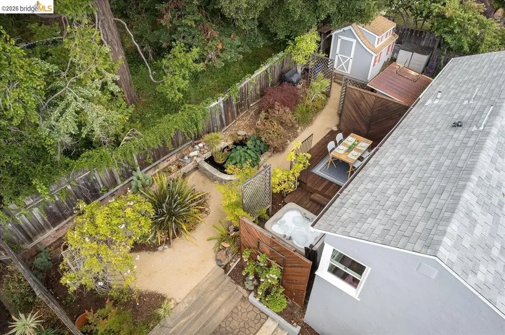4425 Norton Avenue Oakland CA 94602
