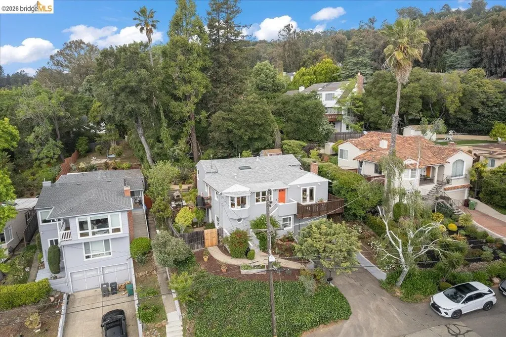 4425 Norton Avenue Oakland CA 94602
