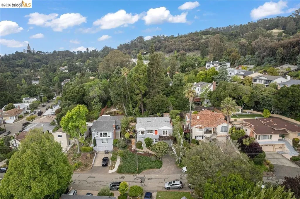 4425 Norton Avenue Oakland CA 94602