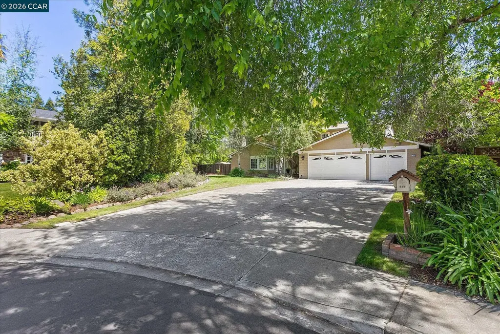 651 Derbyshire Place Danville CA 94526