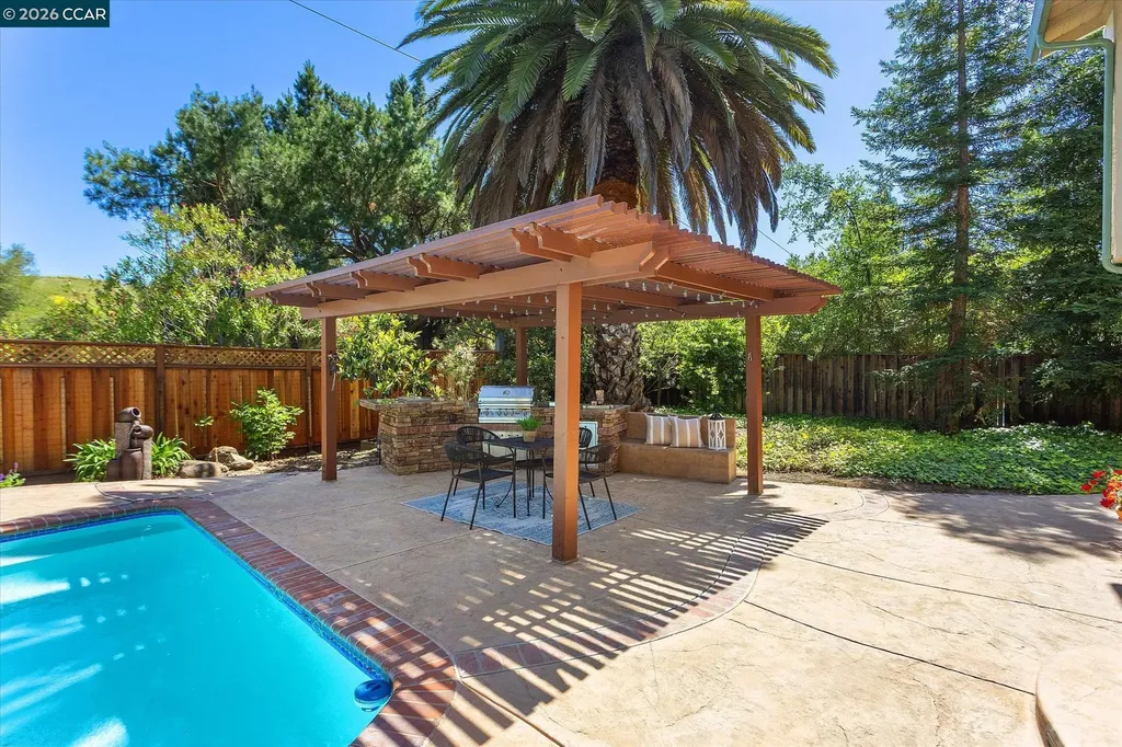 651 Derbyshire Place Danville CA 94526