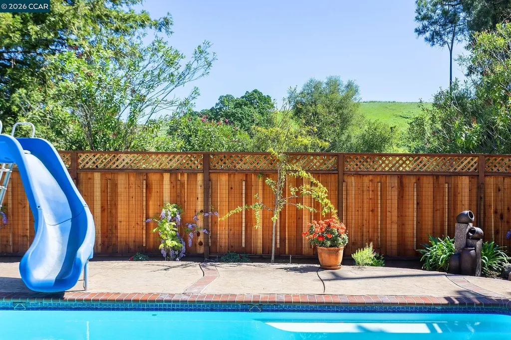 651 Derbyshire Place Danville CA 94526