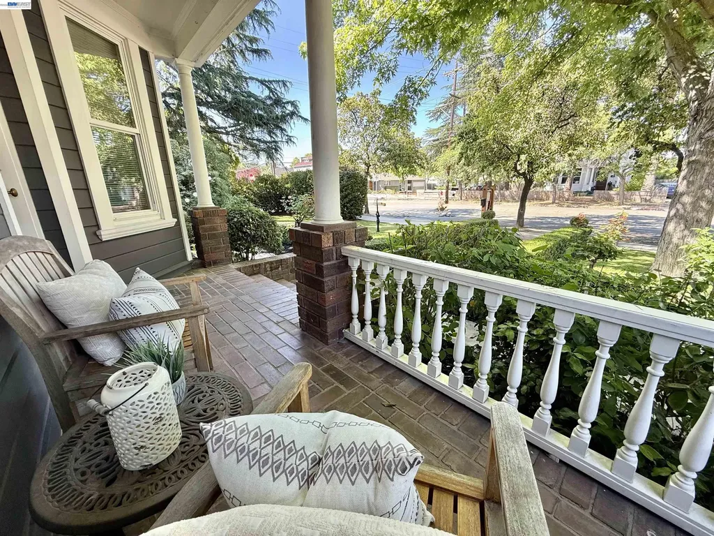 580 L Street Livermore CA 94550