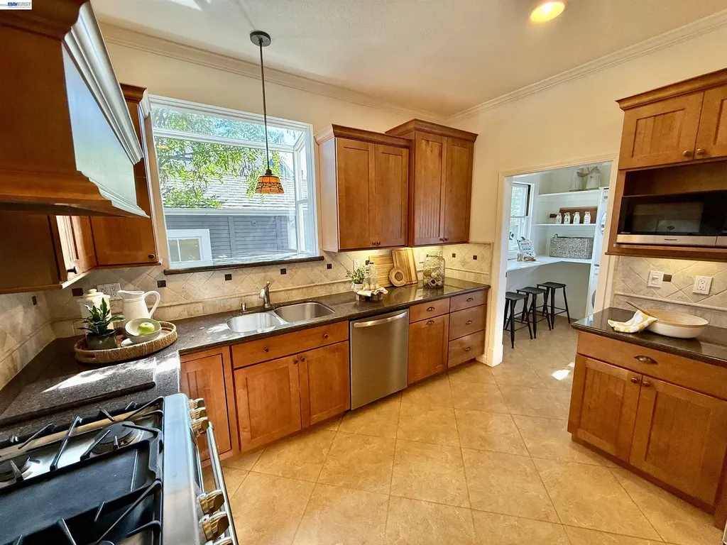 580 L Street Livermore CA 94550