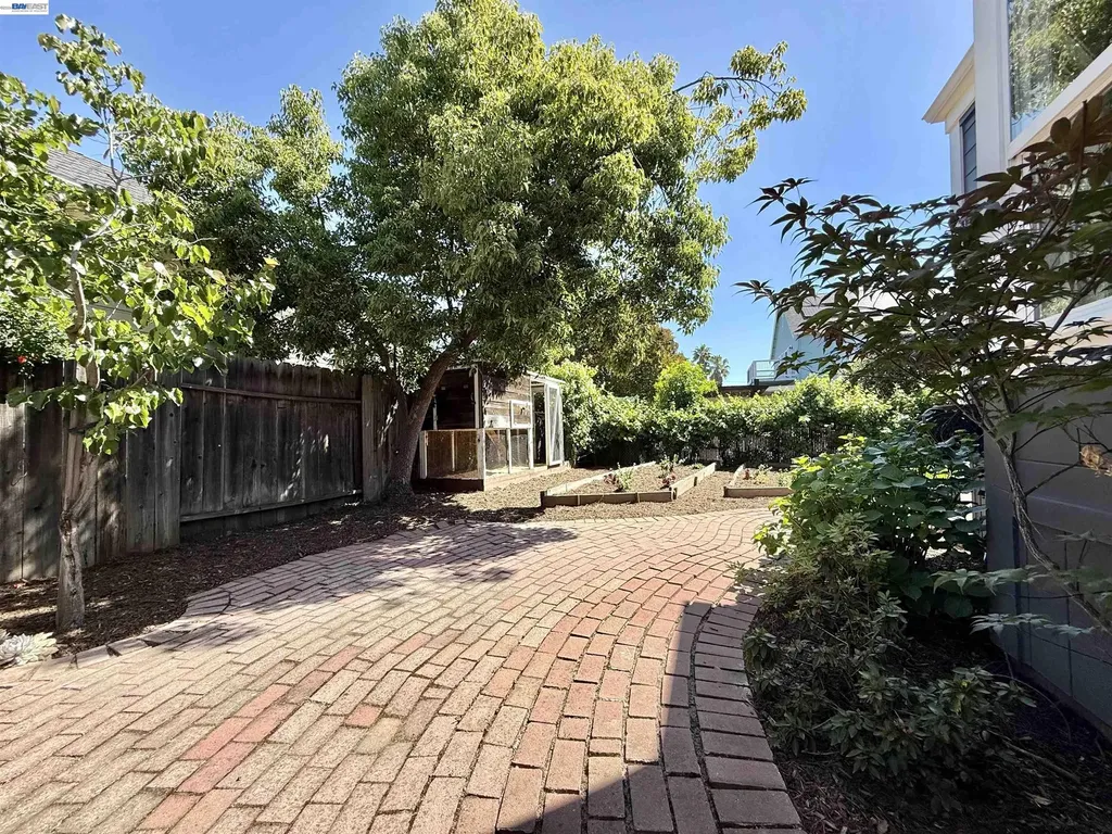 580 L Street Livermore CA 94550