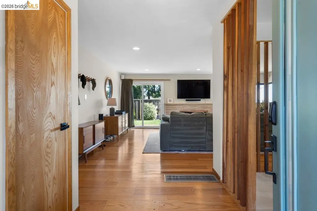 8618 Edgehill Court El Cerrito CA 94530