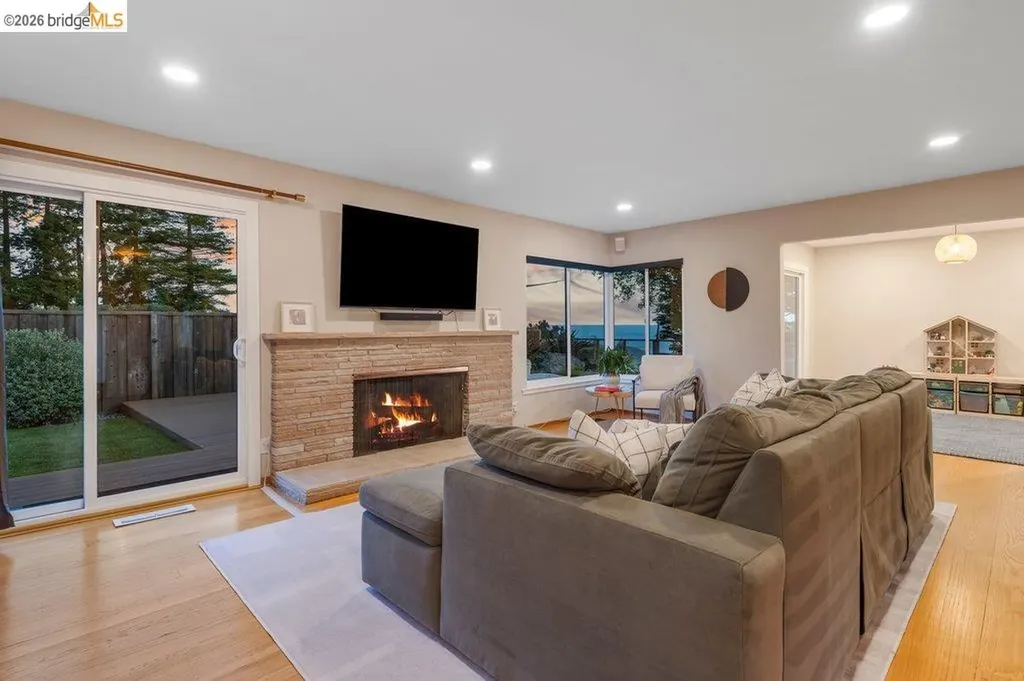 8618 Edgehill Court El Cerrito CA 94530