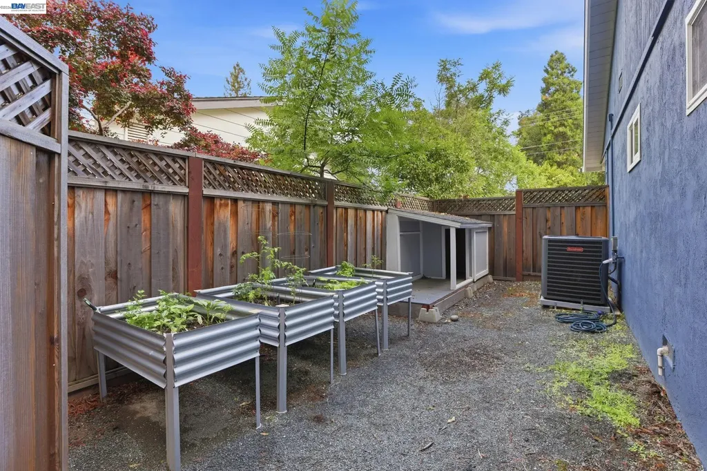 186 Belgian Drive Danville CA 94526