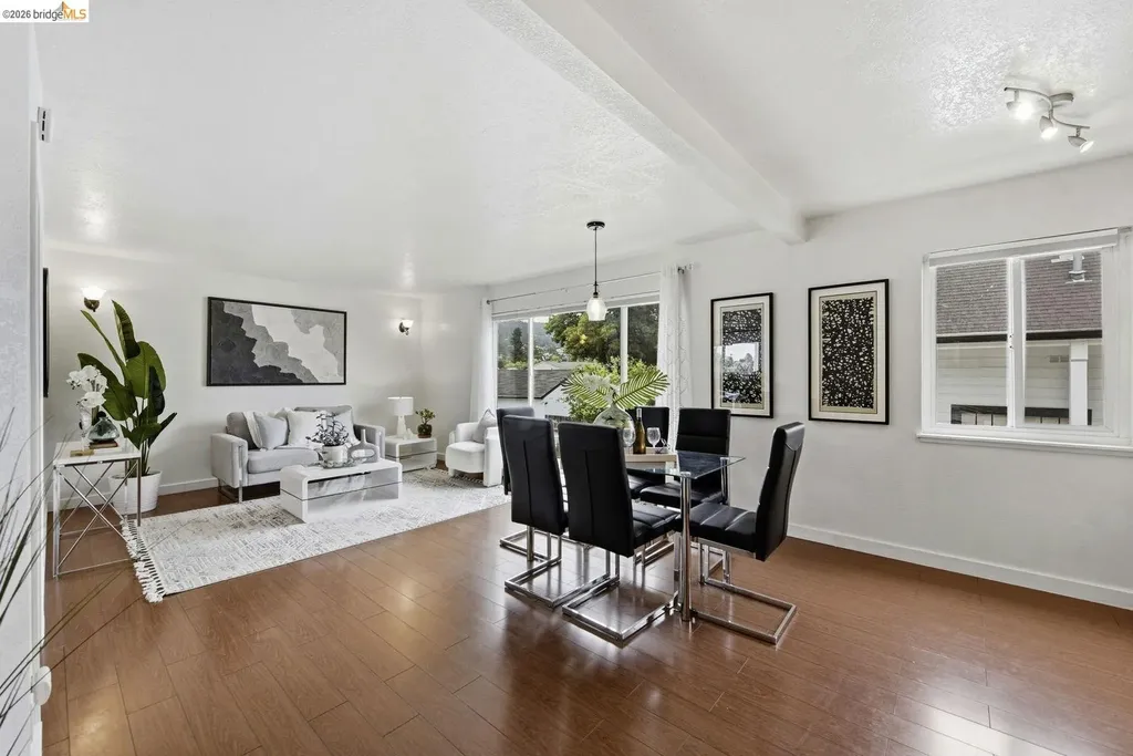 2450 Palmetto Street Oakland CA 94602