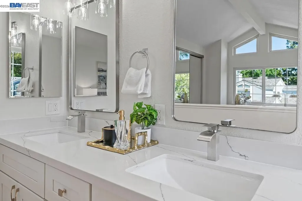 235 Northwood Cmns Livermore CA 94551