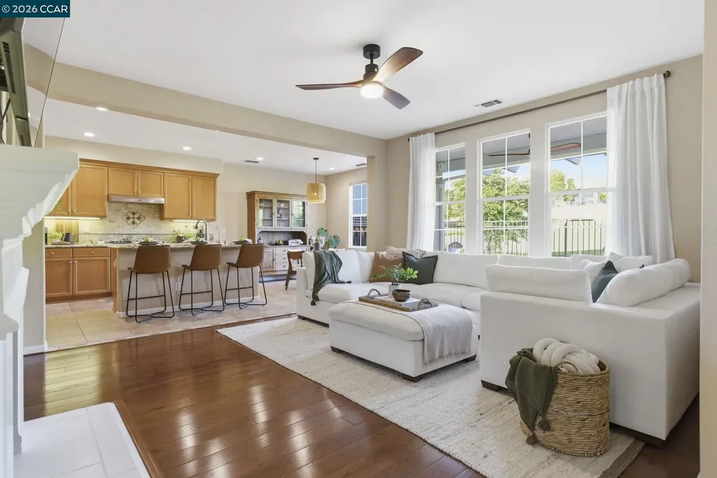 4162 Summer Gate Avenue Vallejo CA 94591