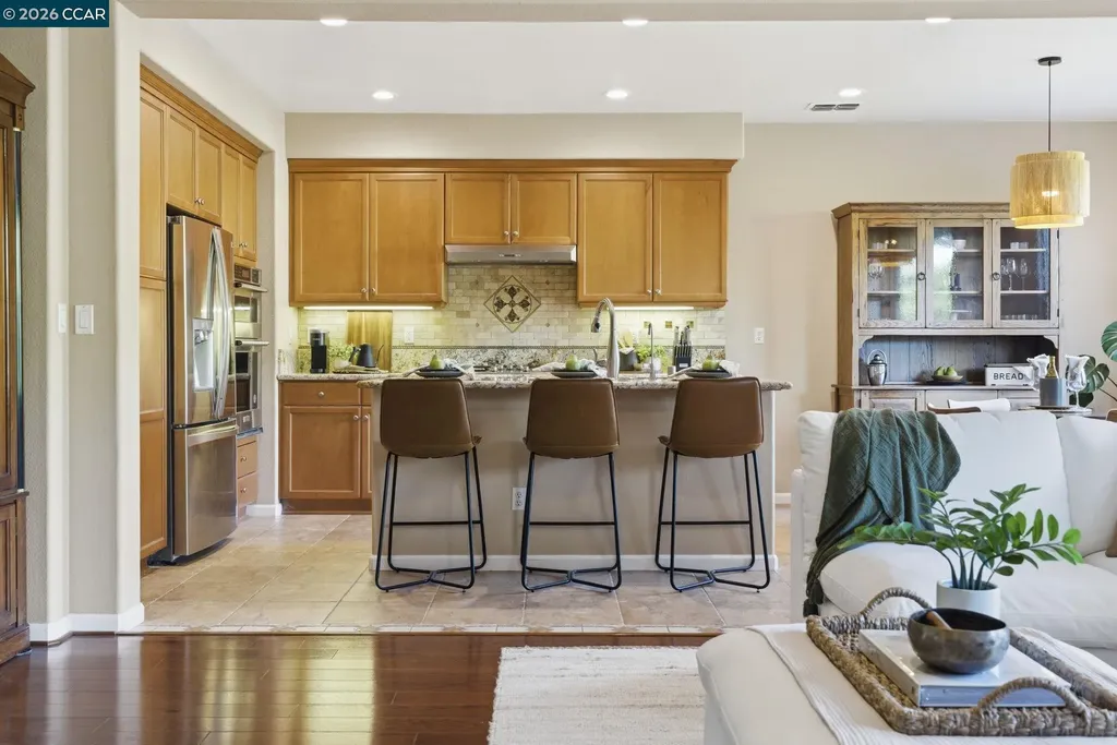4162 Summer Gate Avenue Vallejo CA 94591