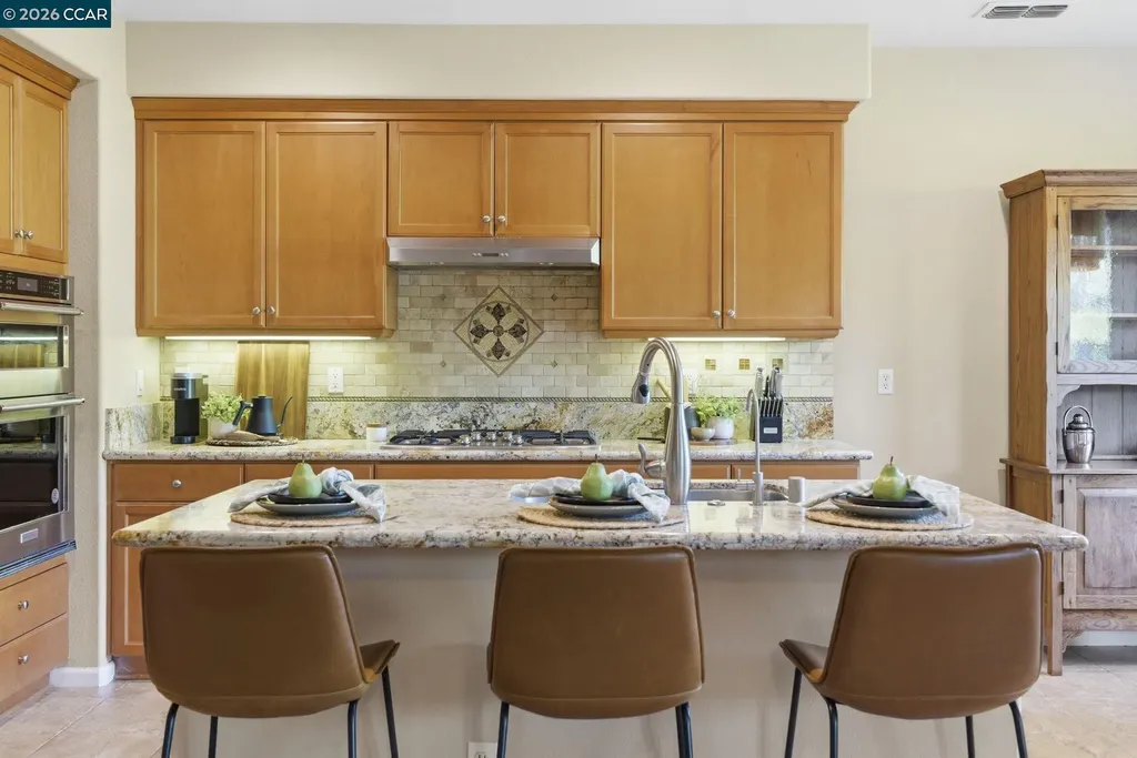 4162 Summer Gate Avenue Vallejo CA 94591