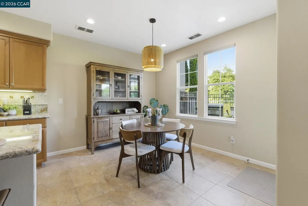 4162 Summer Gate Avenue Vallejo CA 94591