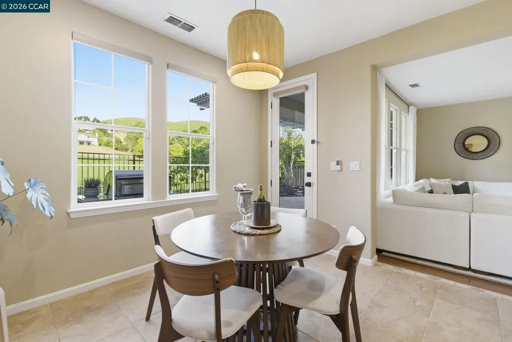 4162 Summer Gate Avenue Vallejo CA 94591