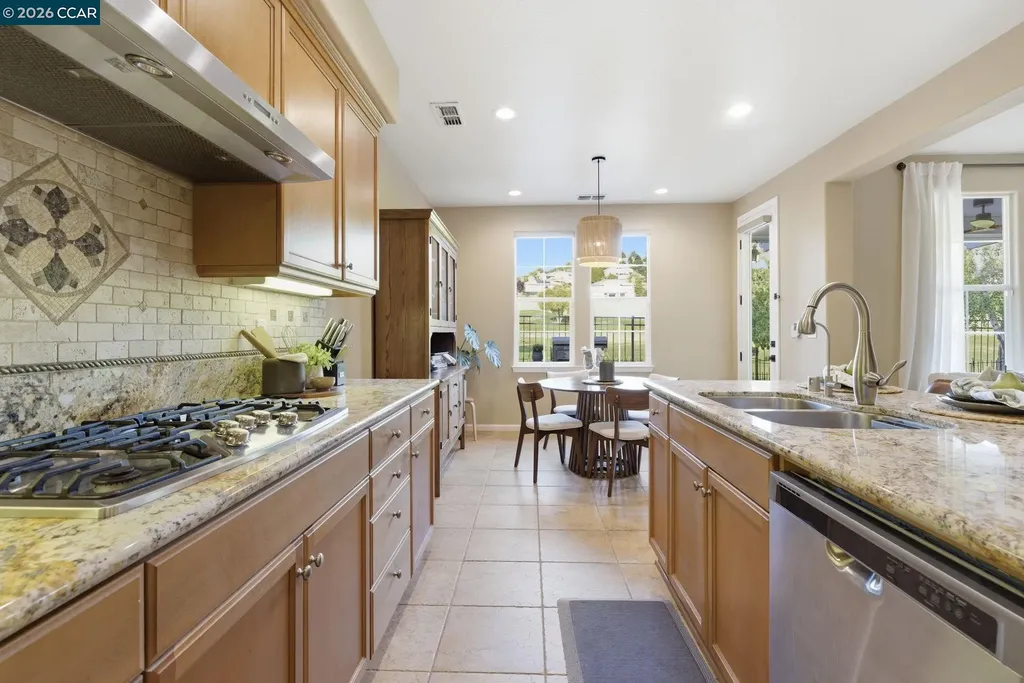 4162 Summer Gate Avenue Vallejo CA 94591
