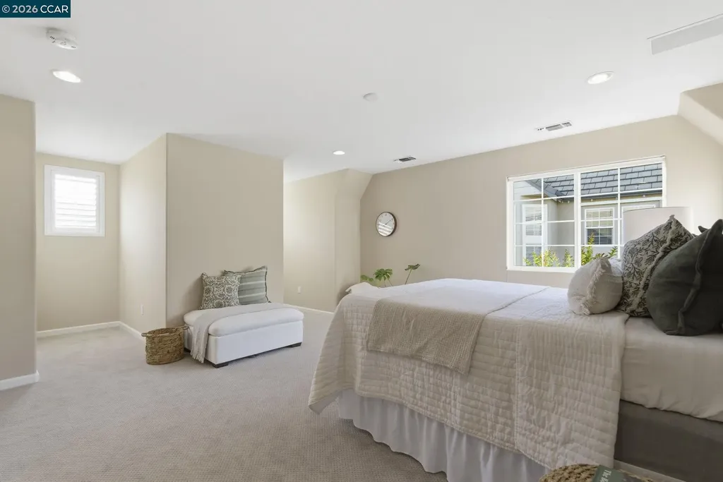 4162 Summer Gate Avenue Vallejo CA 94591