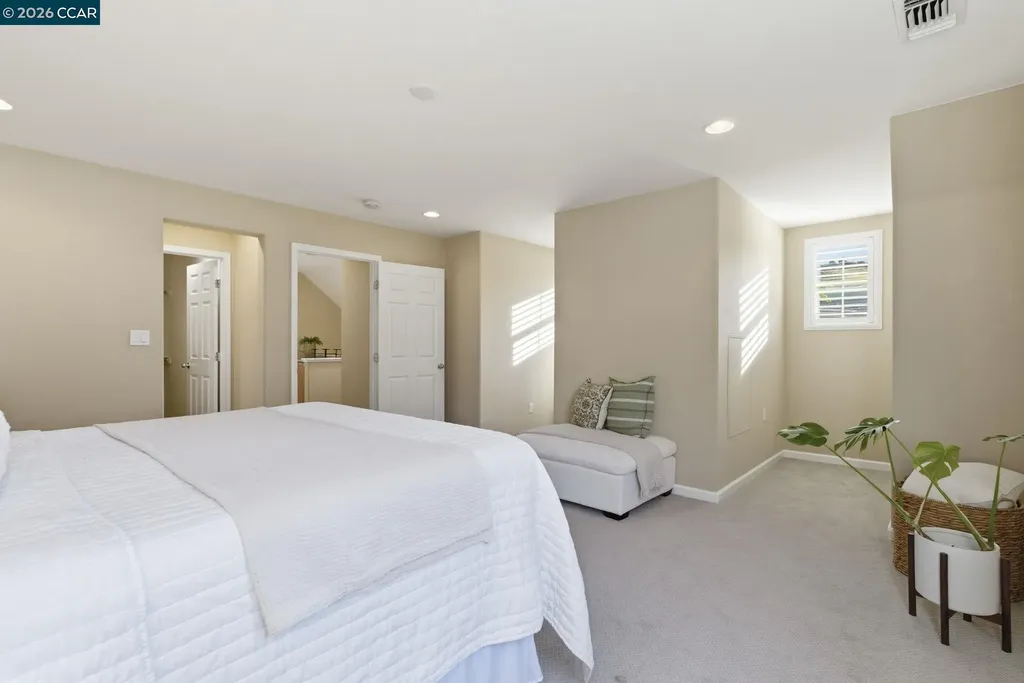4162 Summer Gate Avenue Vallejo CA 94591