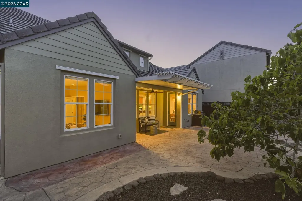4162 Summer Gate Avenue Vallejo CA 94591