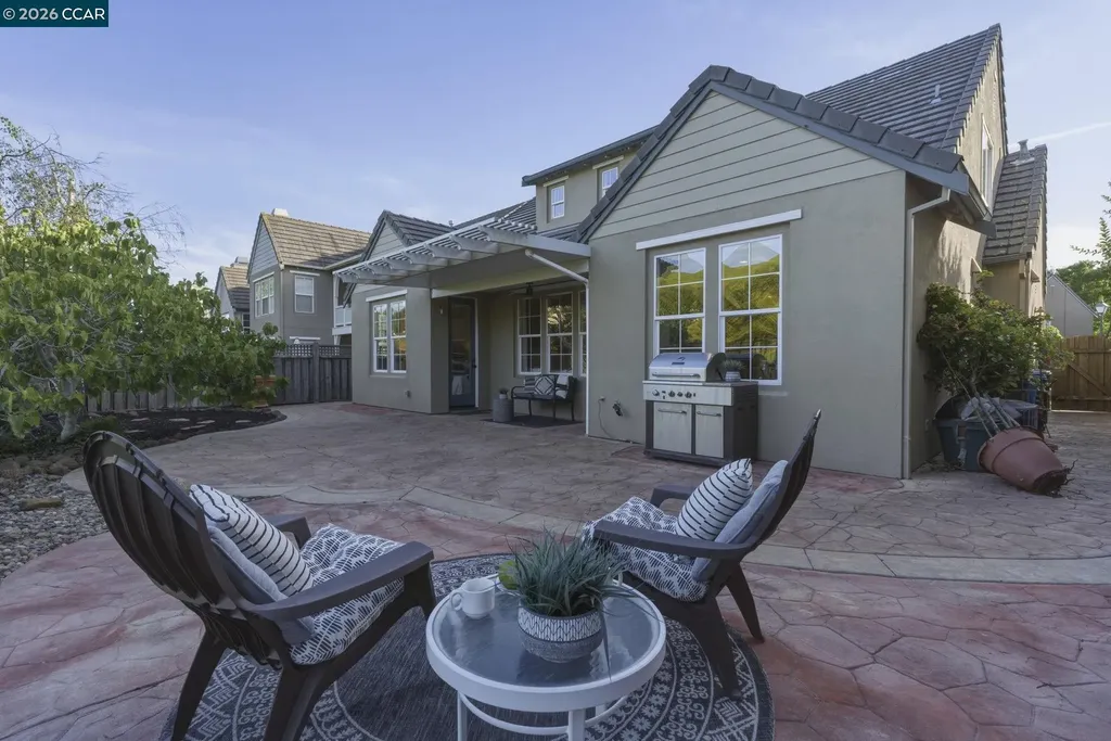 4162 Summer Gate Avenue Vallejo CA 94591
