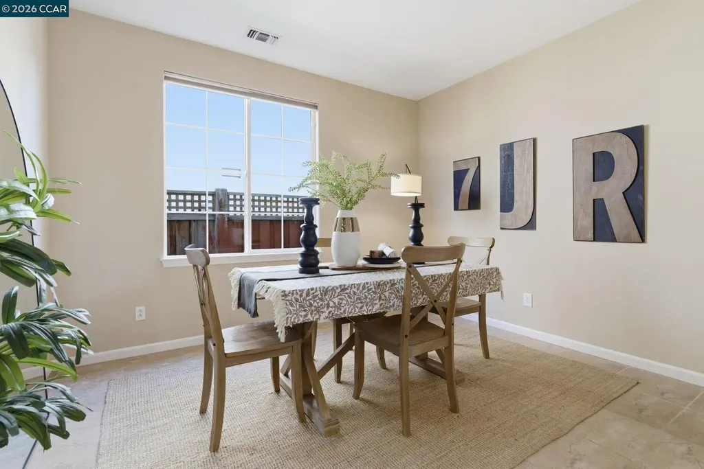 4162 Summer Gate Avenue Vallejo CA 94591