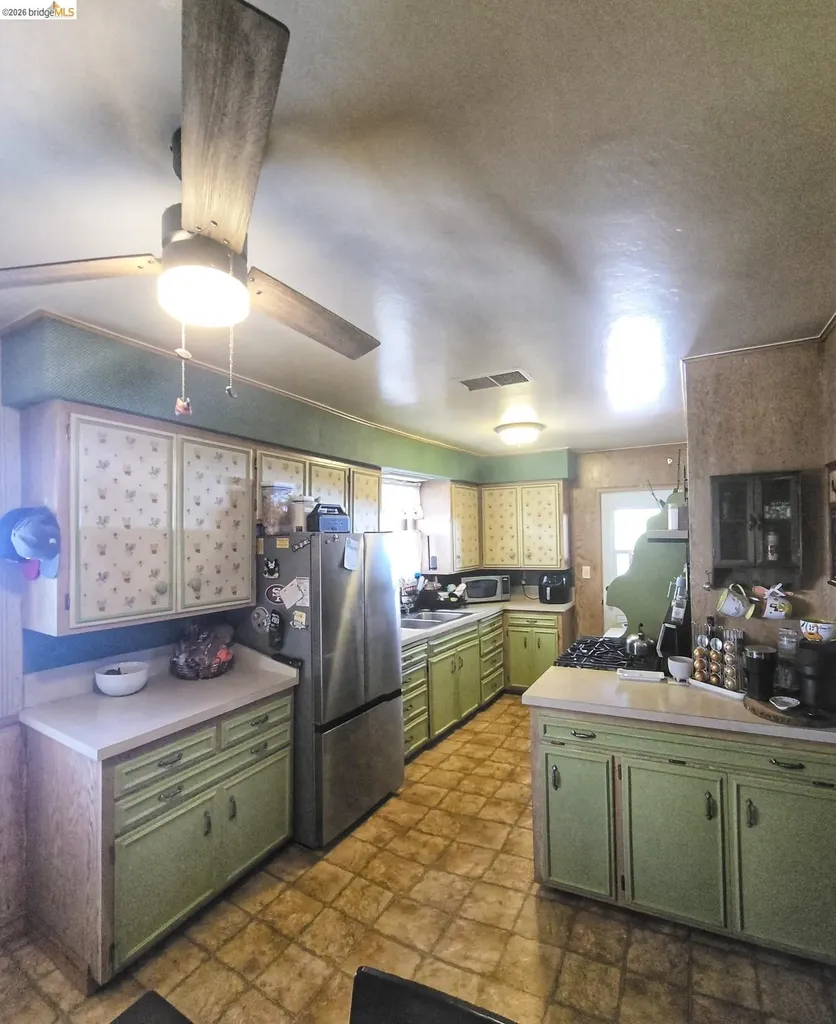 1203 D Street Antioch CA 94509