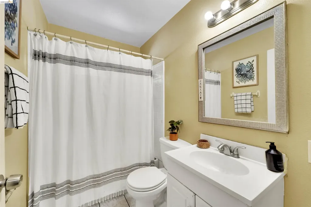 16366 Emery Court San Leandro CA 94580