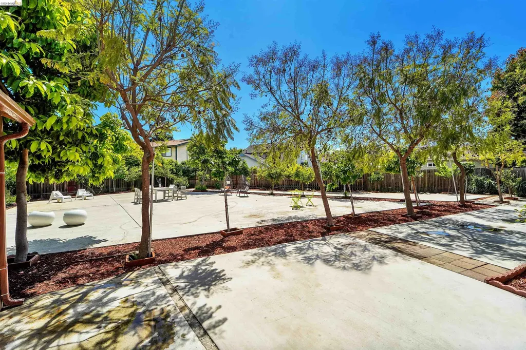 16366 Emery Court San Leandro CA 94580