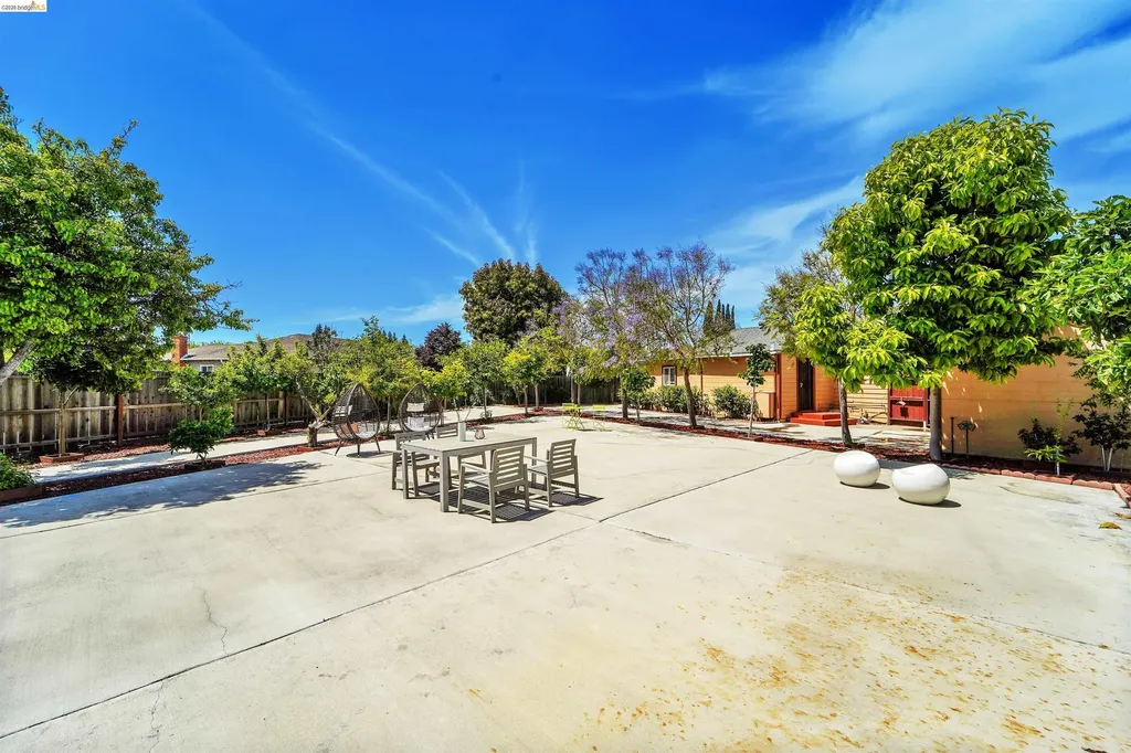 16366 Emery Court San Leandro CA 94580