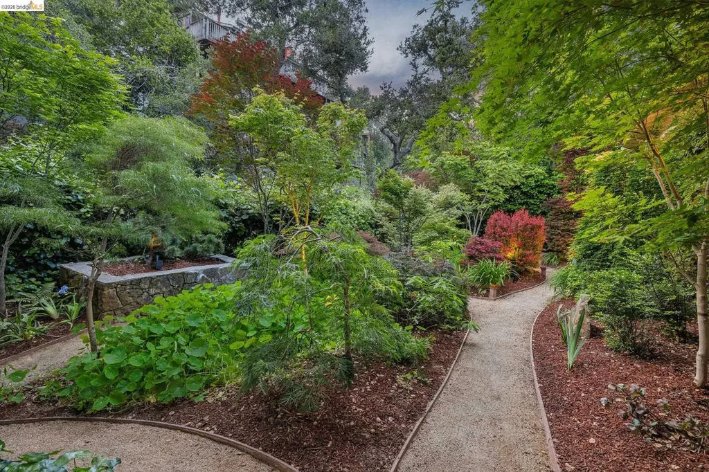51 Glen Alpine Road Piedmont CA 94611