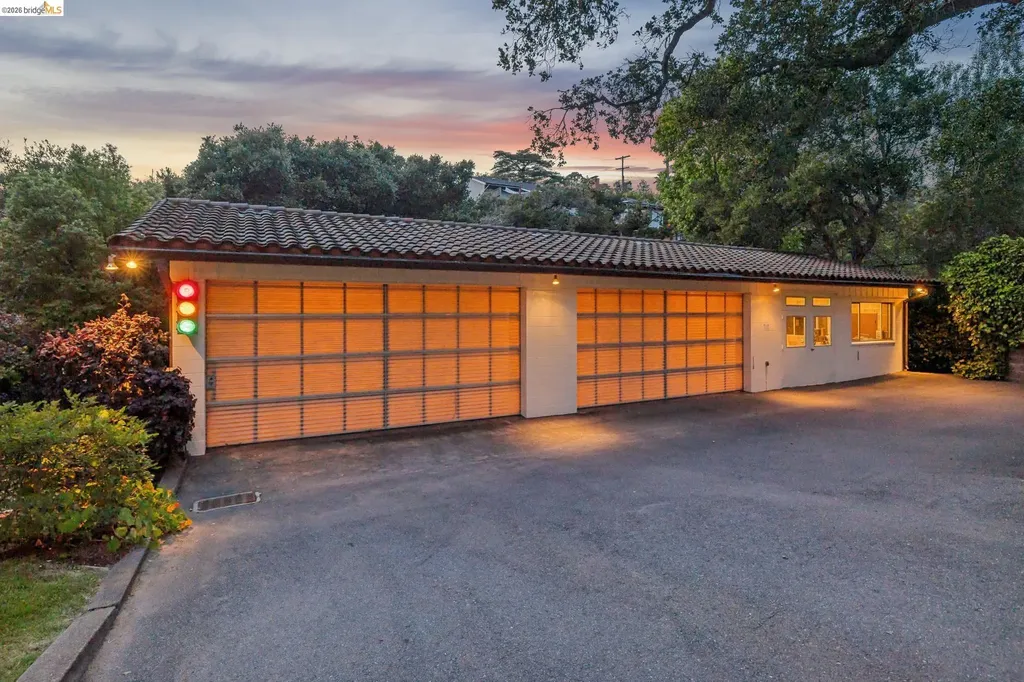 51 Glen Alpine Road Piedmont CA 94611