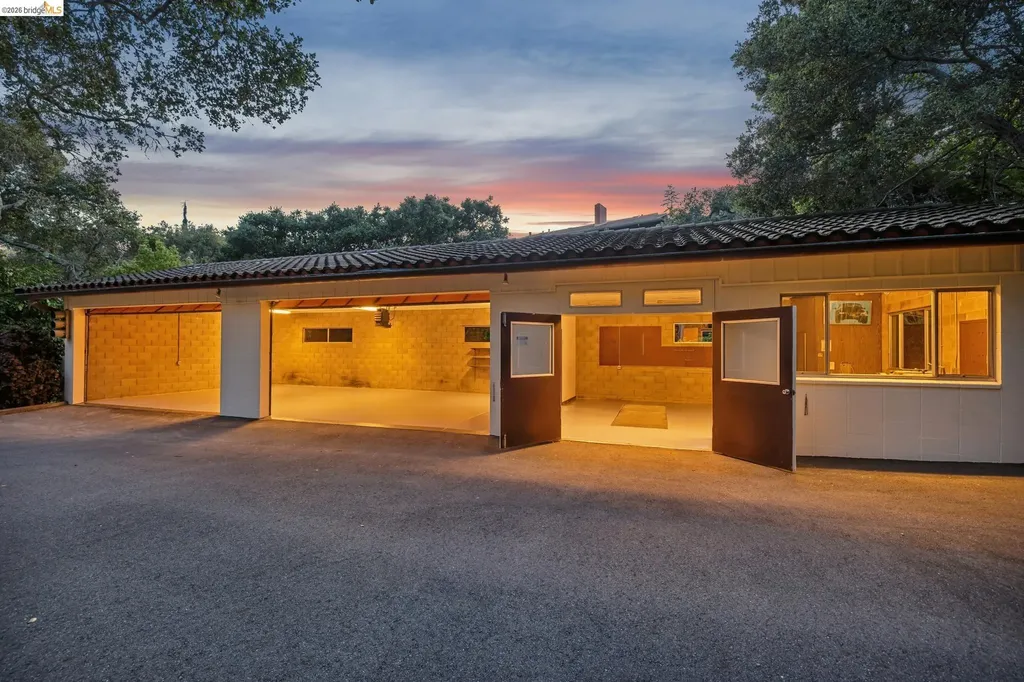 51 Glen Alpine Road Piedmont CA 94611