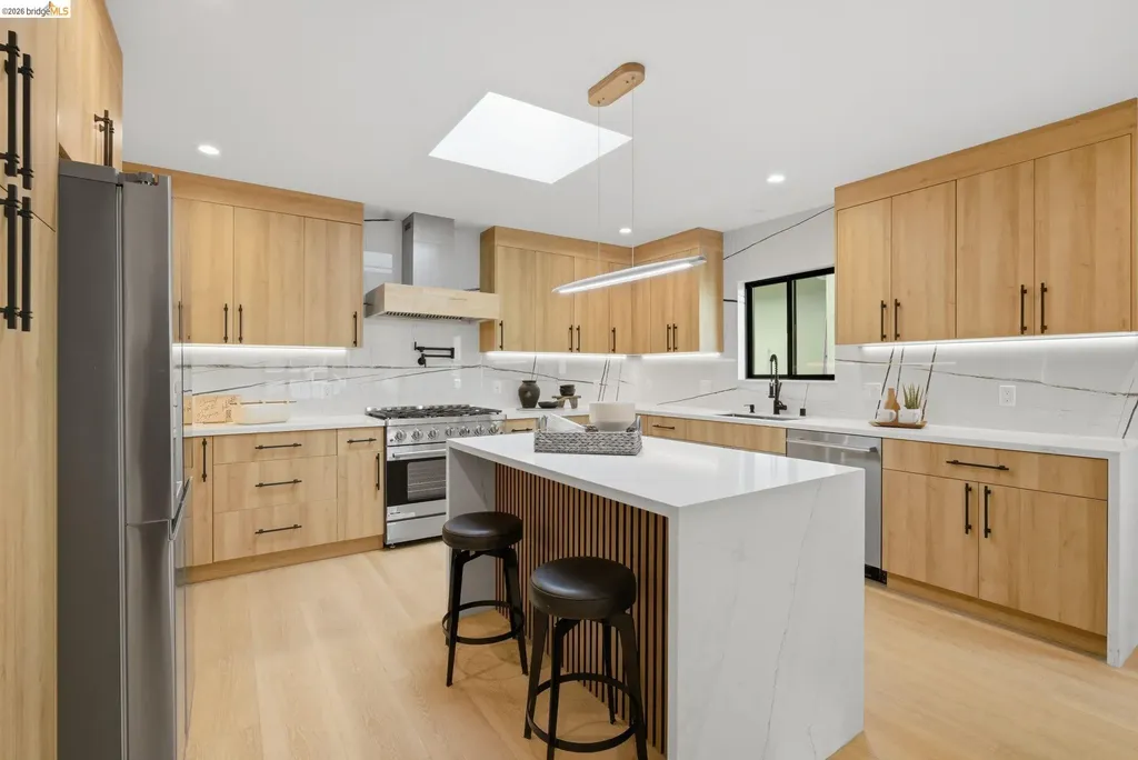 611 Norvell Street El Cerrito CA 94530