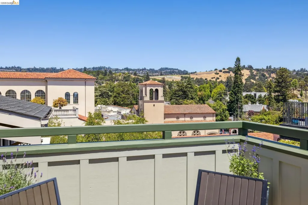 4436 Howe Street Oakland CA 94611