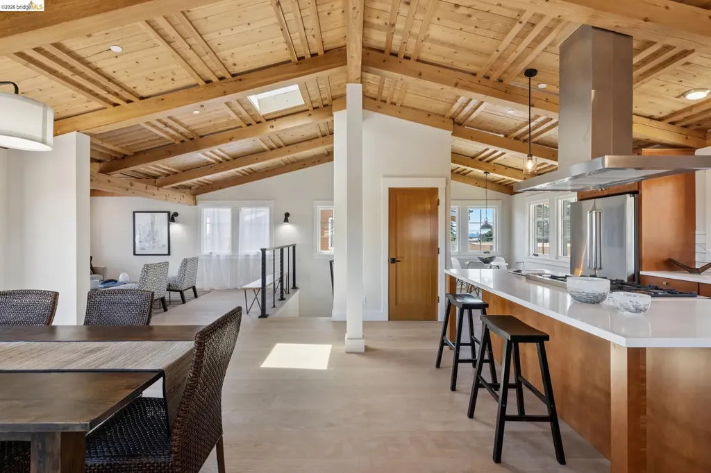 4436 Howe Street Oakland CA 94611