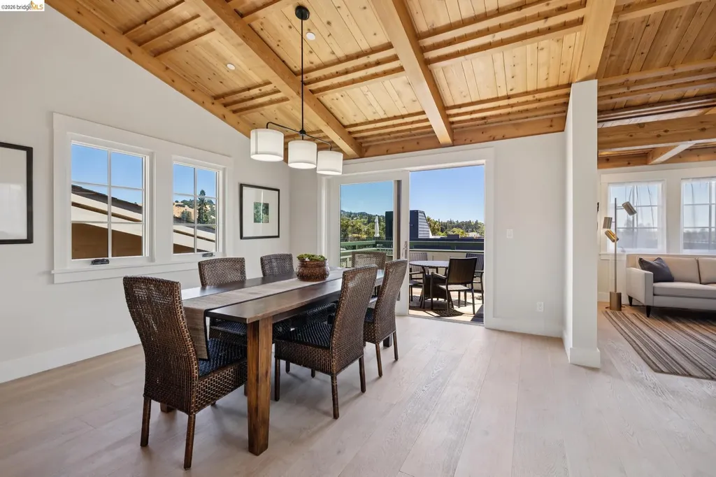 4436 Howe Street Oakland CA 94611