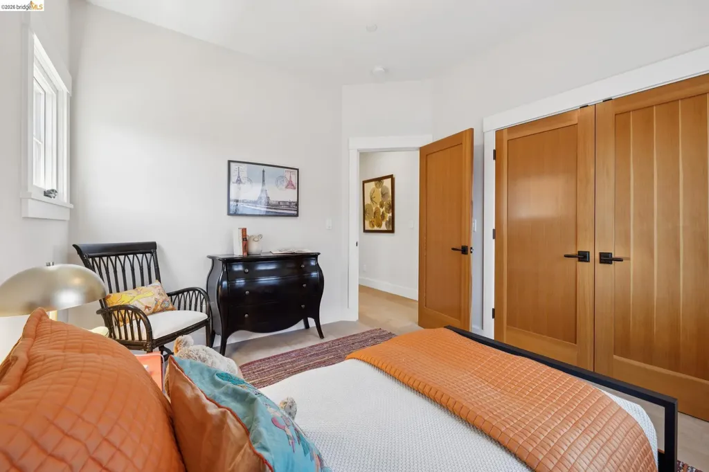 4436 Howe Street Oakland CA 94611