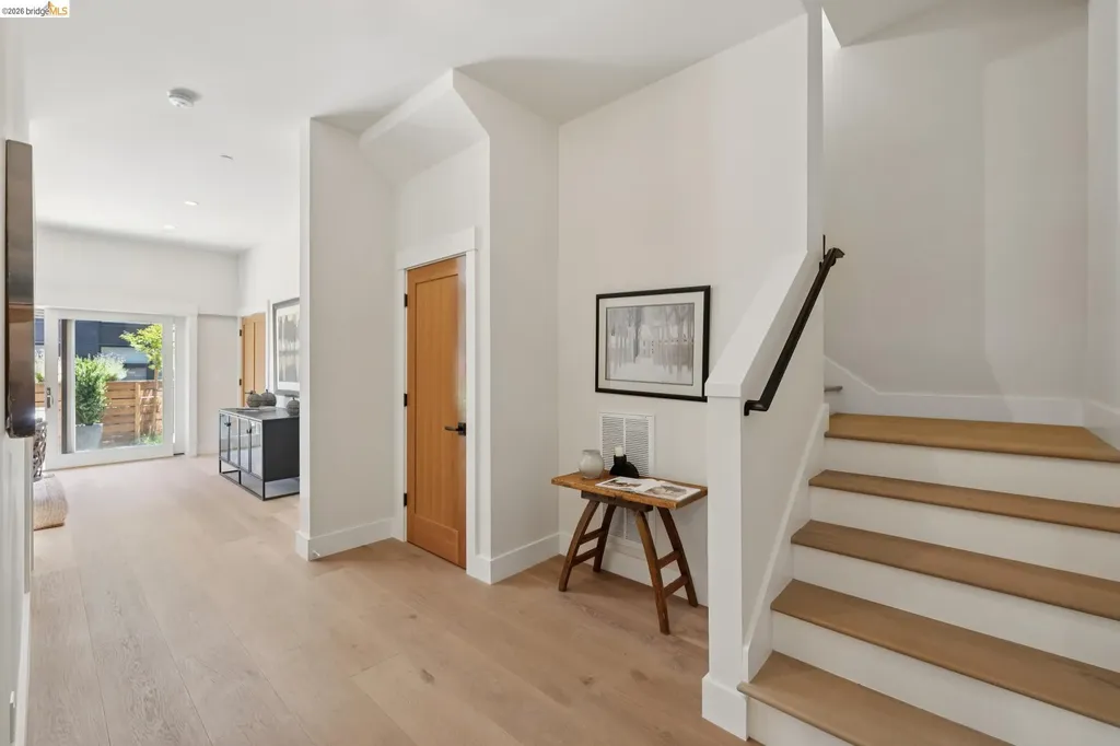 4436 Howe Street Oakland CA 94611