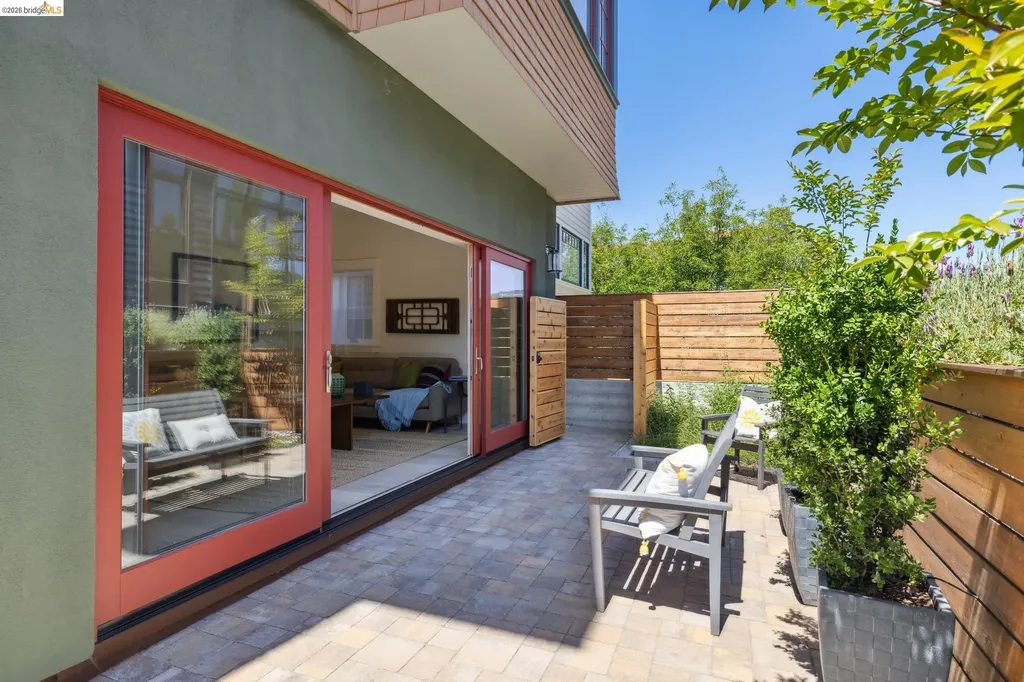 4436 Howe Street Oakland CA 94611