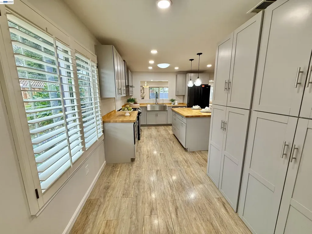 1882 Carnation Circle Livermore CA 94551