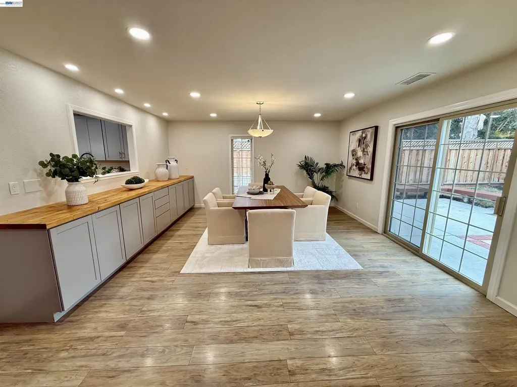 1882 Carnation Circle Livermore CA 94551