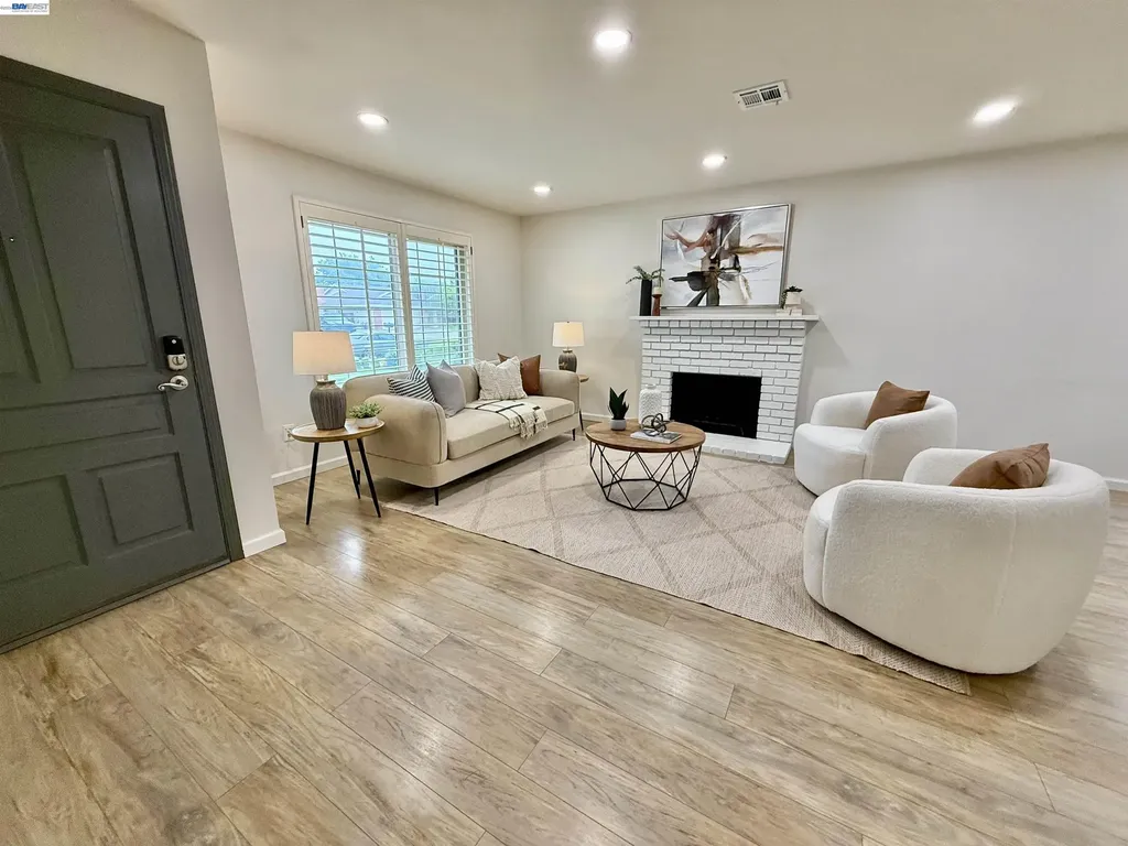 1882 Carnation Circle Livermore CA 94551