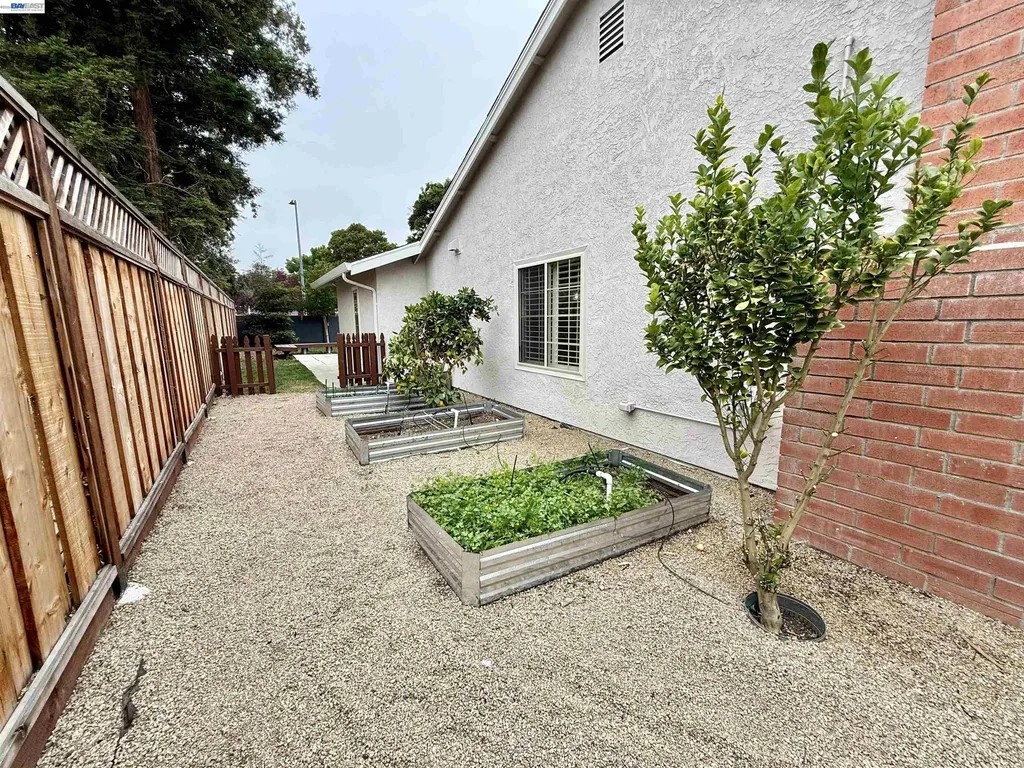 1882 Carnation Circle Livermore CA 94551