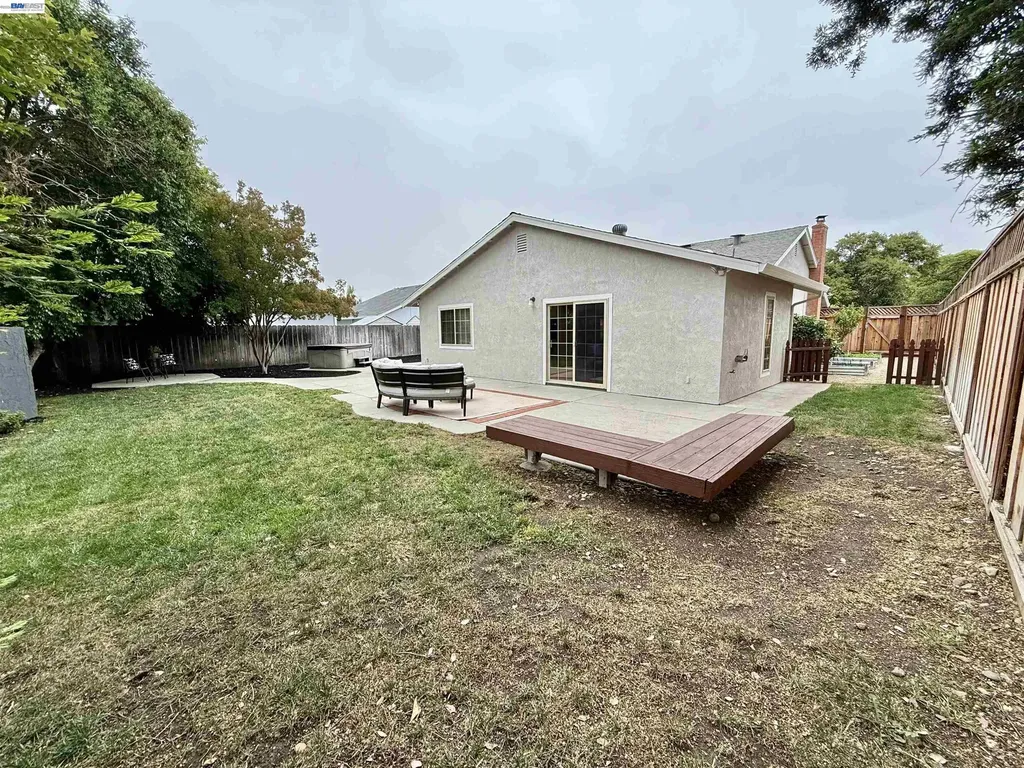 1882 Carnation Circle Livermore CA 94551